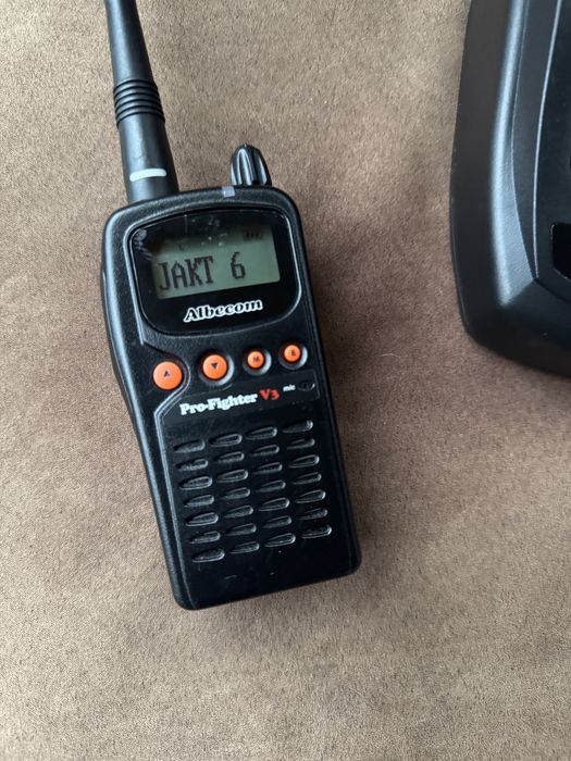 Statie Radio Portabila Albecom PF-100A