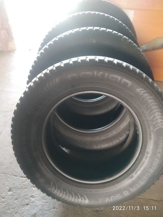 Комплект Зимней шипованной резины 285 60 R18.