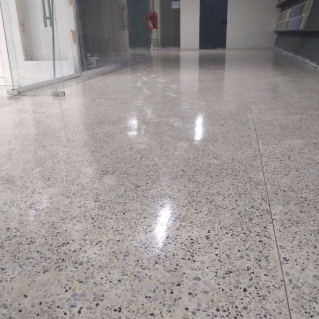 Stawka vertalyot Mazayka xizmatlari