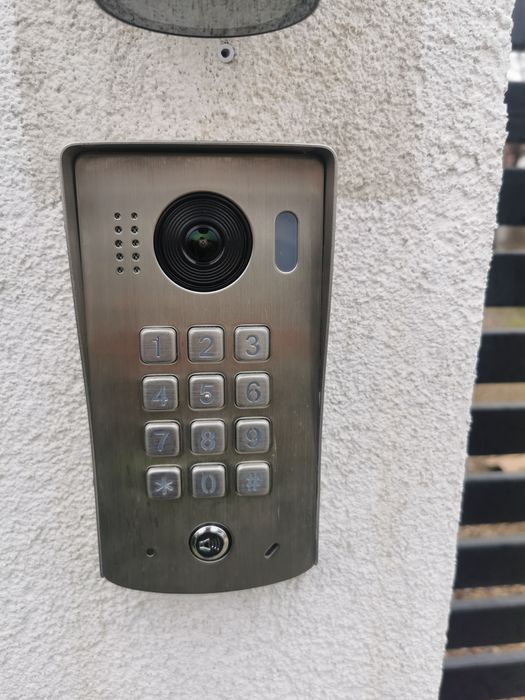 Instalări automatizari porți și video interfoane