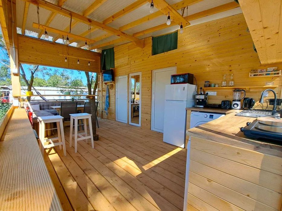 Бунгало Лимонада под наем на плаж Градина