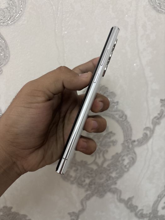 Samsung S22 ultra 12x256gb