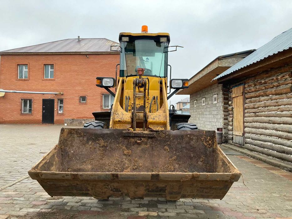 Погрузчик 2014г. в отличном состоянии