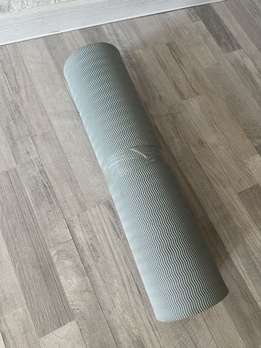 Коврик для йоги, фитнеса