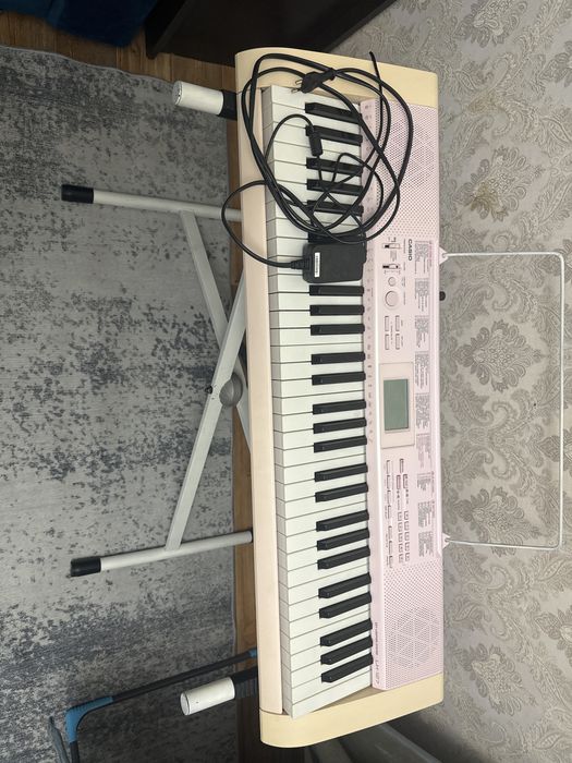 Синтезатор Casio