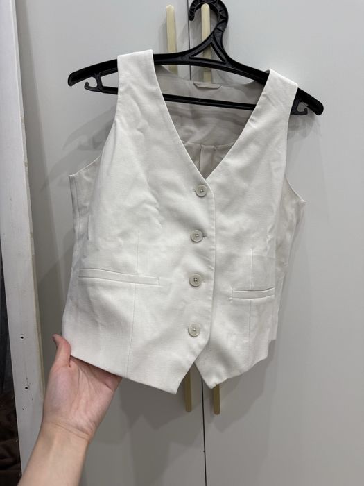 Все вещи по 3000 тг