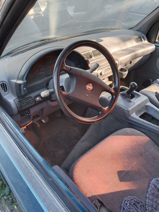 Ниссан Серена с23 на разбор