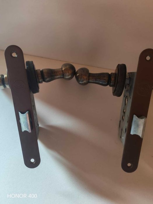 vand 2 manere,clante metalice