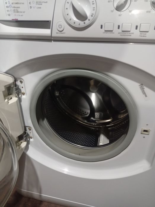 Стиральная машина HOTPOINT ARISTON 6кг