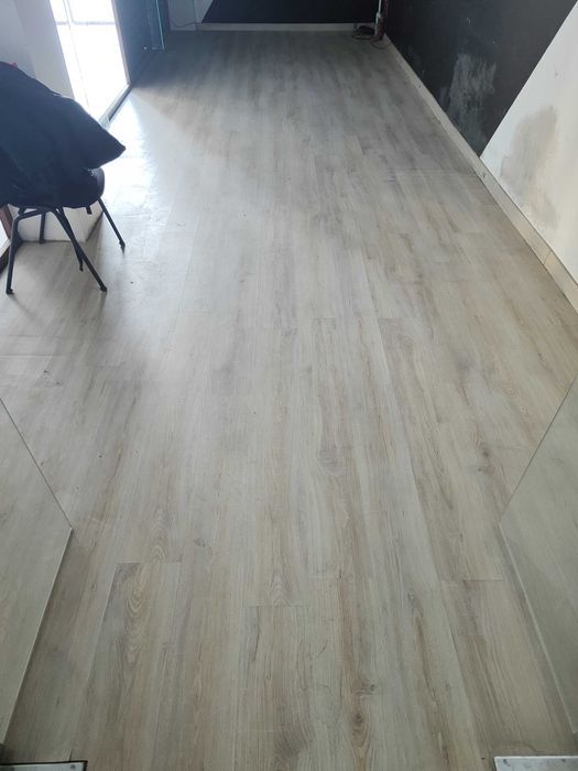 Срочно продам таркет 24м2