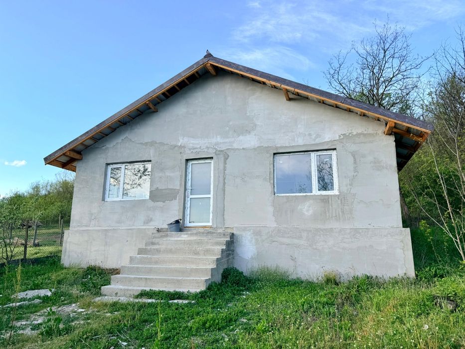 Casa de vânzare în Bâlteni,Gorj