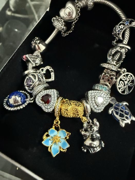 Bratara pandora 17charmuri noi