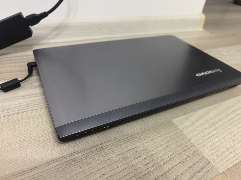 Laptop Lenovo V570C i3 intel Pentium cu acumulator