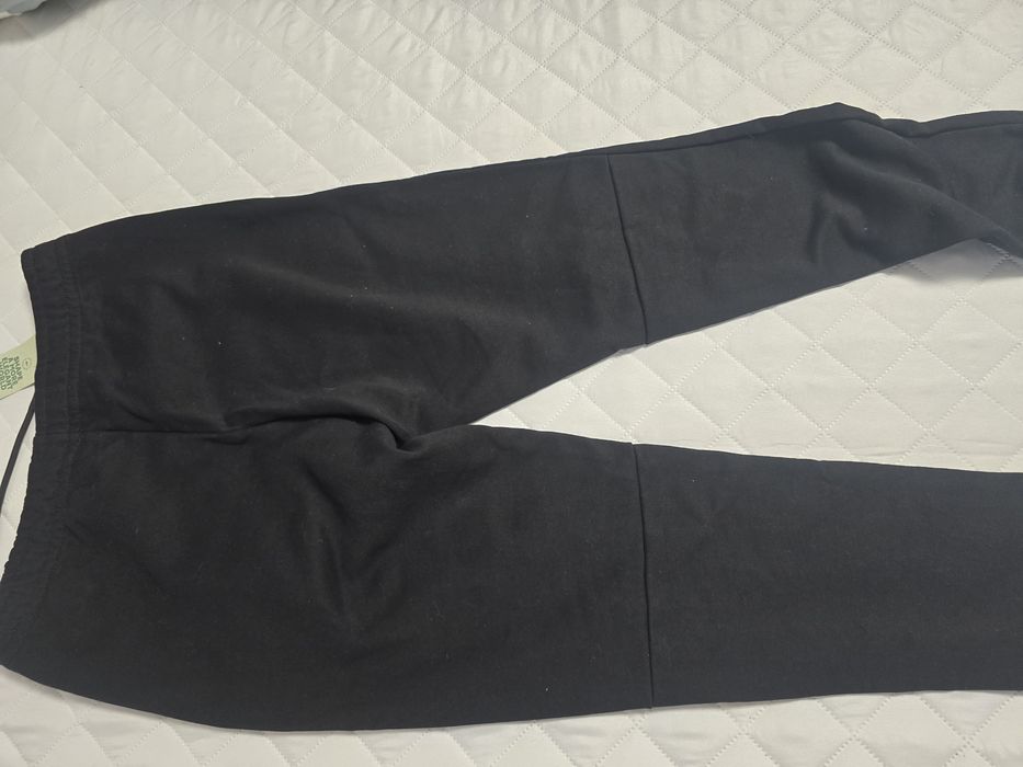 Pantaloni trening Lacoste