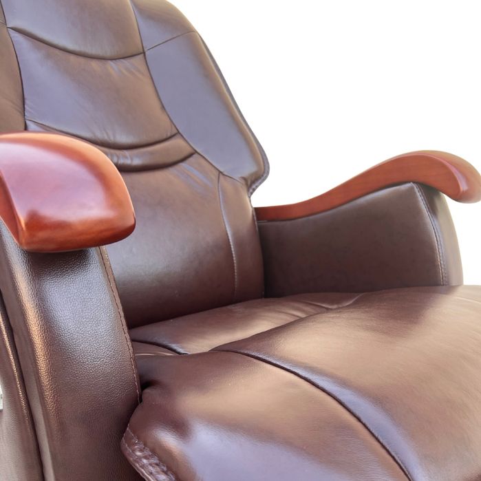 Кресло офисное директорское