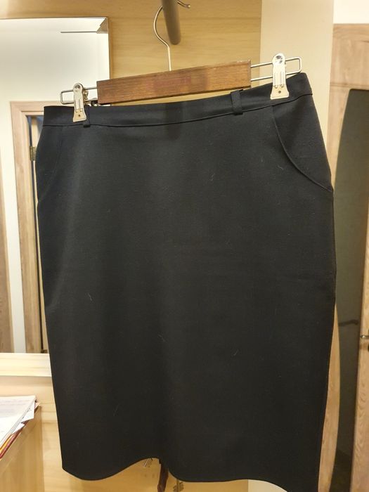 Две чёрные юбки 46-48 р