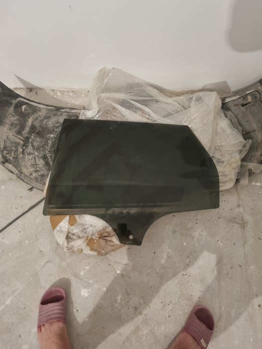 Geamuri negre de fabrica ford focus 3