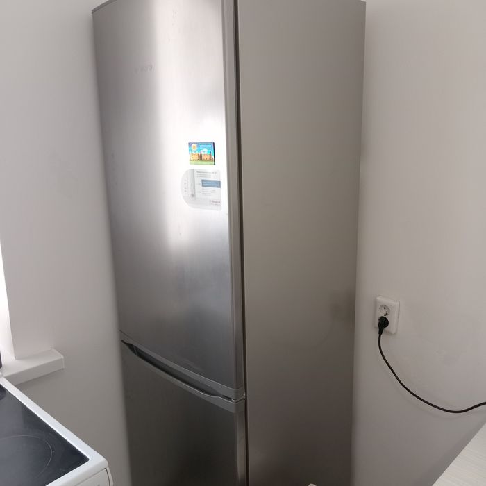 Продам холодильник, б/у