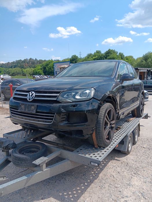 Vw Touareg 3.0 TDI ,240 к.с. , 60 броя на части