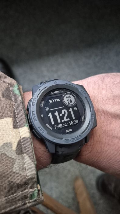 Garmin instinct SOLAR