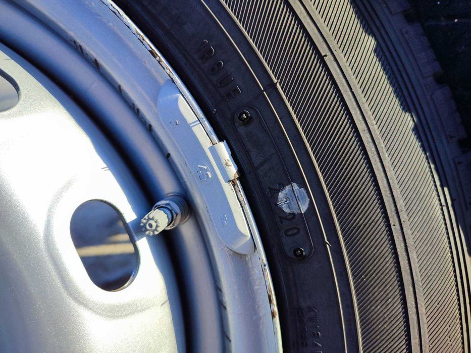 260 - 4бр. Стоманени джанти 16'' 5x114.3 с гуми 215/65R16 Renault