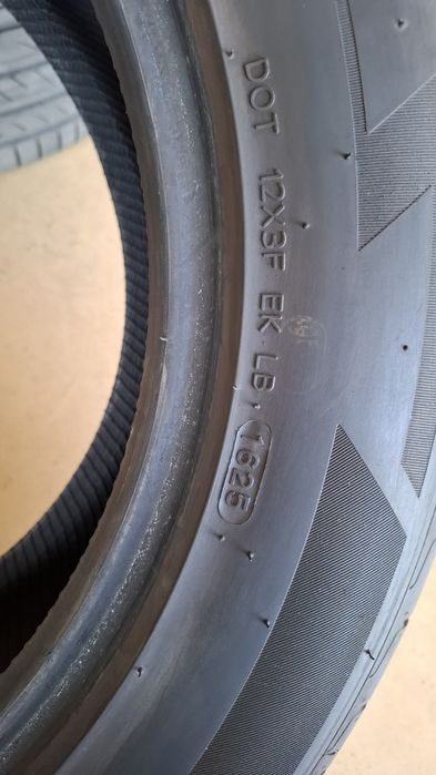 Гуми 235/55 R17 Laufen - летни