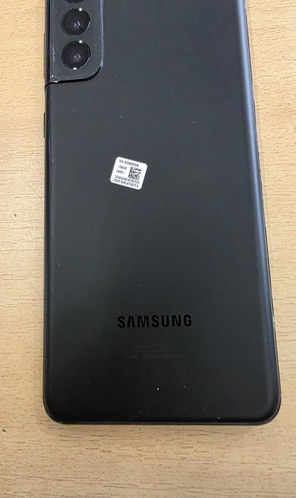 Продавам Samsung S21 Plus 128GB/ 8RAM 5G  Android 15