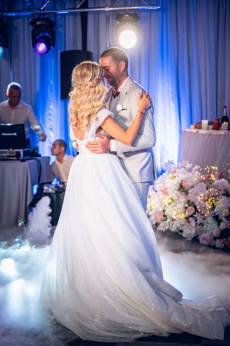 Булчинска рокля EVA LENDEL