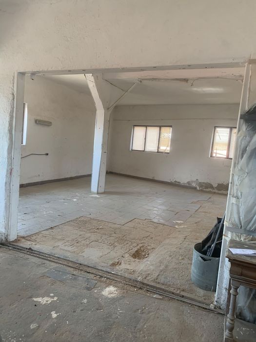 Ofer spre inchiriere spațiu / atelier 125 m2  in Sibiu