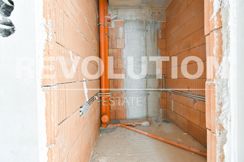 Многостаен апартамент в сграда ПРЕД АКТ 14 в ж.к. Красна поляна 2