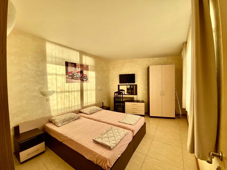 Дава се под наем Тристаен апартамент в к.к. Слънчев бряг - 90 кв.м за 96.9 € - Снимка #4