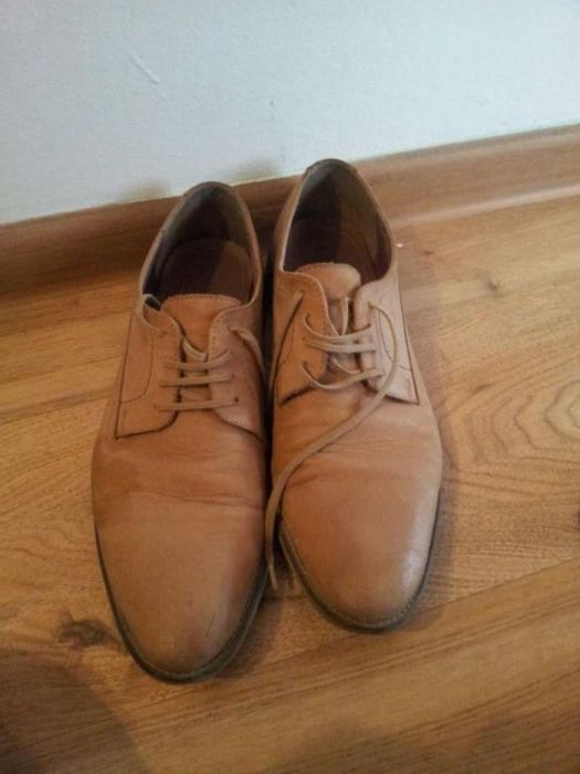 Vand pantofi piele
