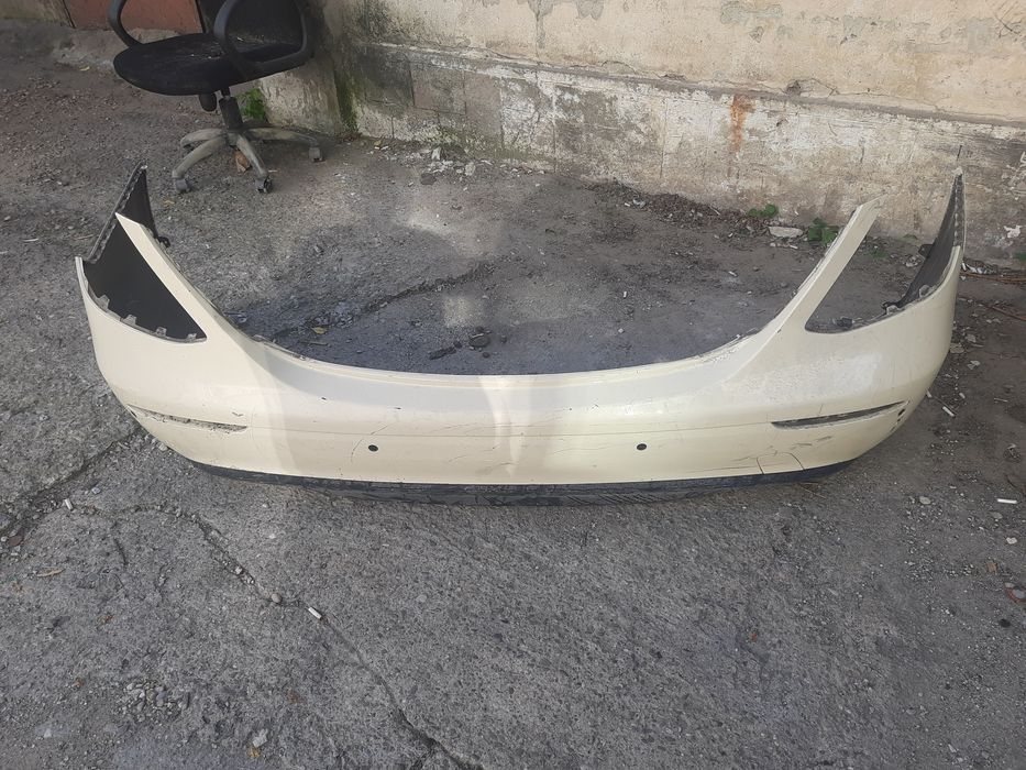 Grile si bari mercedes w213