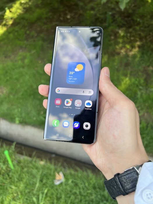 Samsung Z Fold 5 12/512GB dous