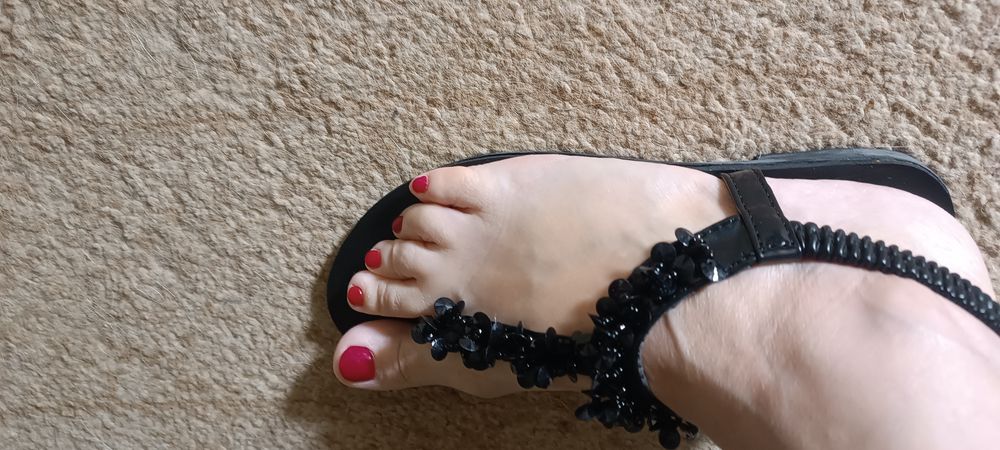 Босоножки летние размеры имеются