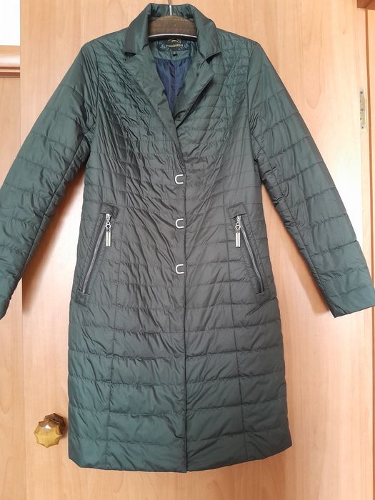 Продам куртки на весну недорого