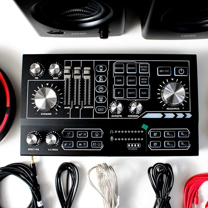 Професионален DJ пулт