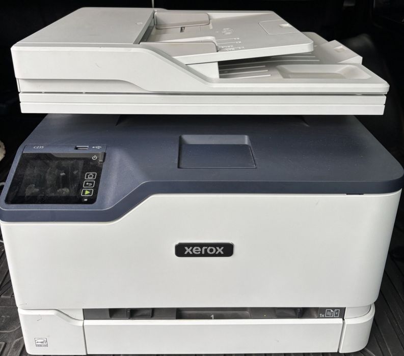 Принтер лазерный  МФУ xerox c235