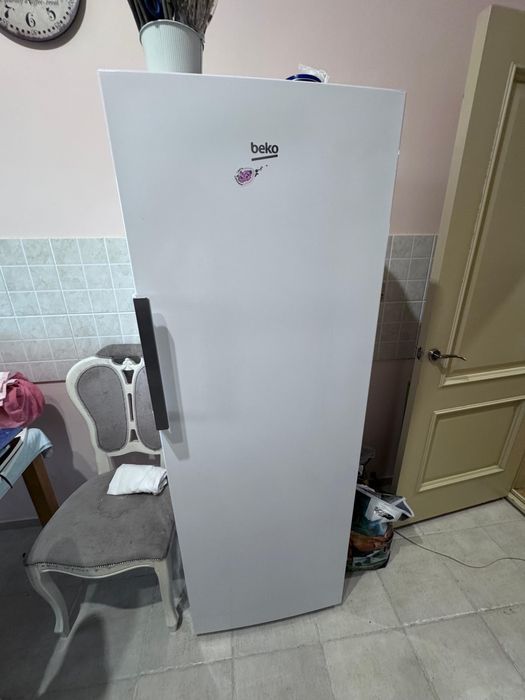 Морозильная камера Beko
