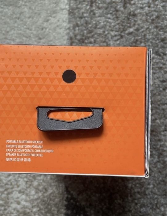 Boxa JBL nefolosita