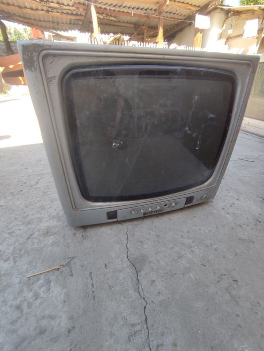 Продам телевизоры нерабочие.