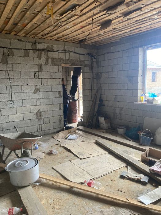 Участок с времянкой