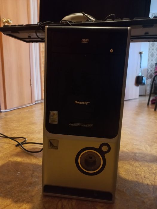 Продам компьютер на запчасти