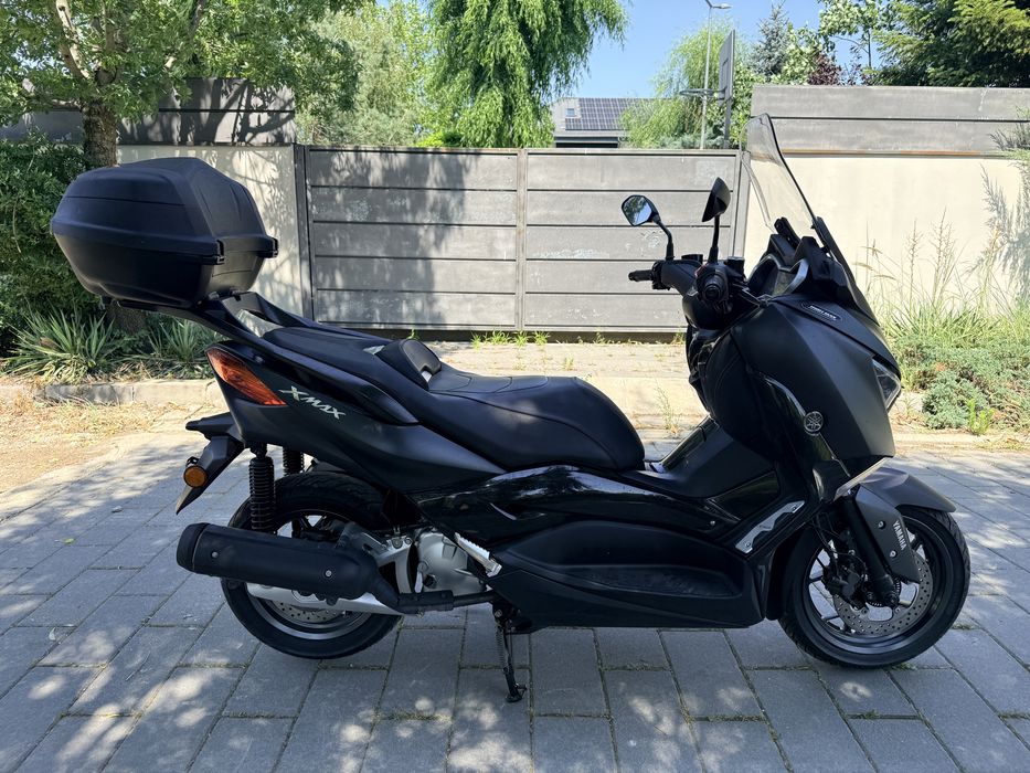 Yamaha xmax , yamaha ironmax, scuter 125cc, scuter conduci cu B