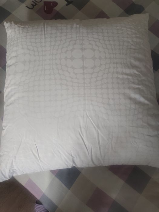Продам новую подушку