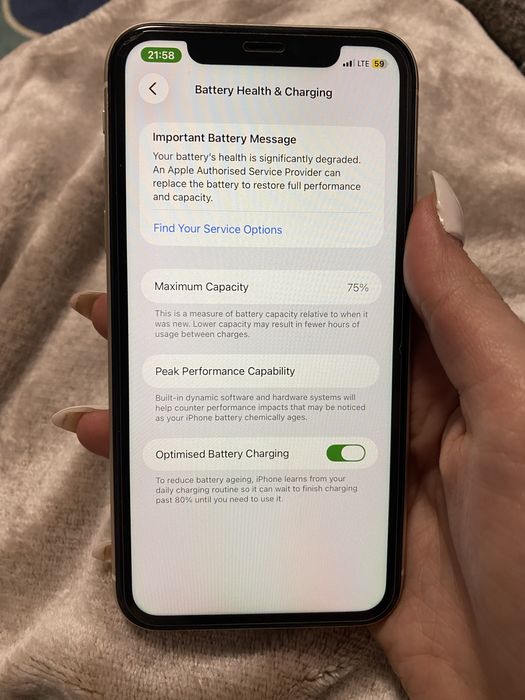 Продавам айфон 11