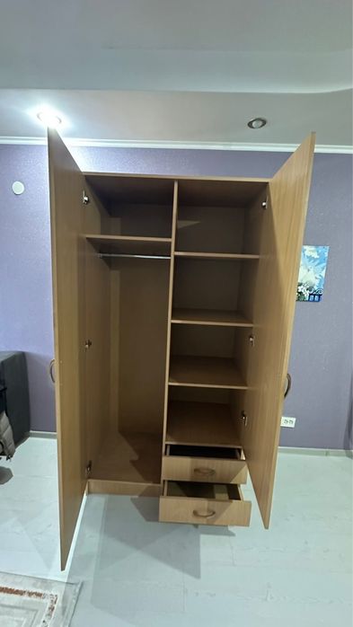 Шкаф в хорошем состоянии