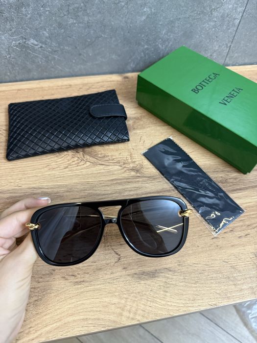 Очки солнцезащитные Bottega Veneta