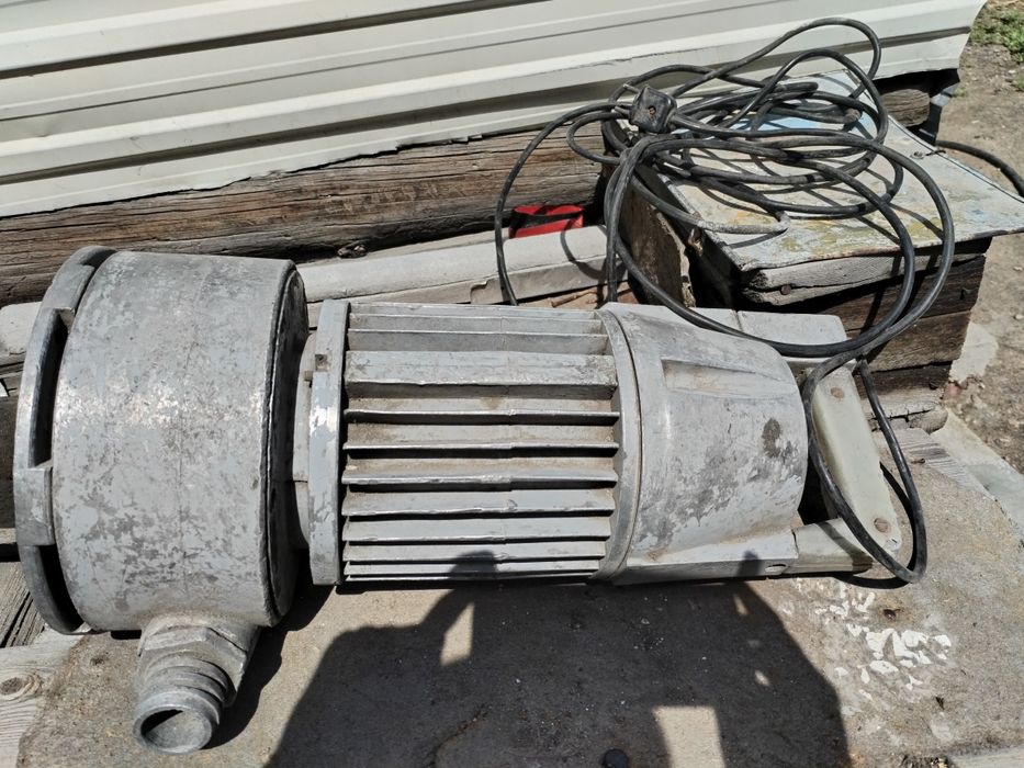 Продам Электронасос Арекс