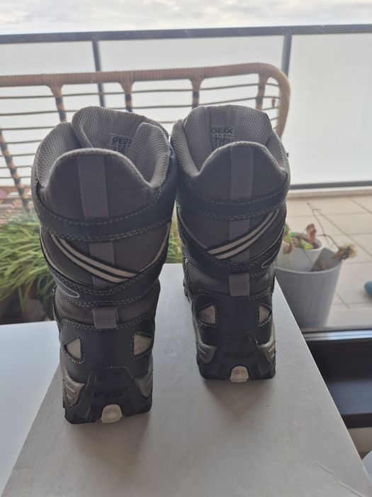 Ghete iarna Geox, marimea 27